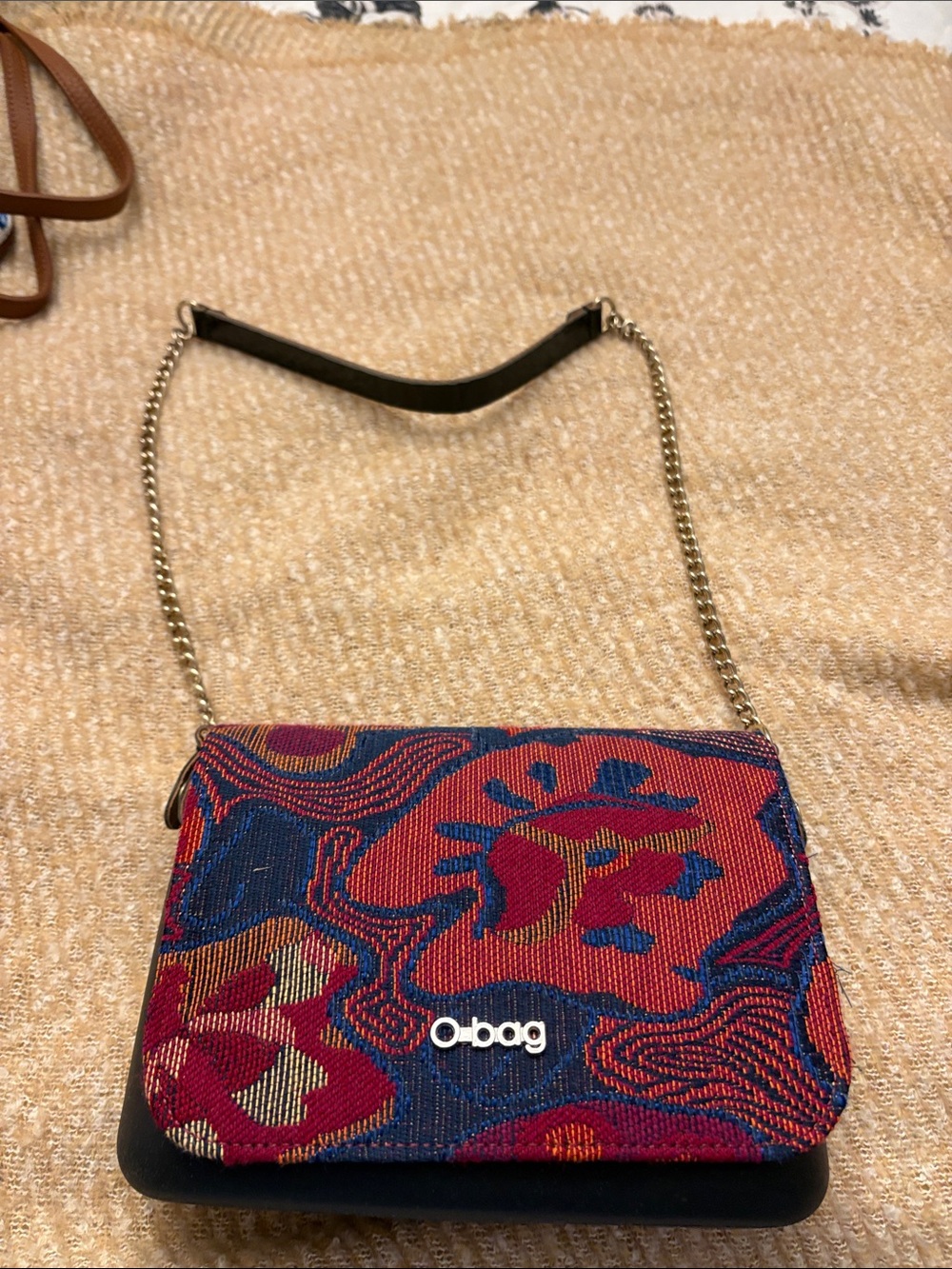 O bag Floral Jacquard Crossbody Bag in Red & Blue